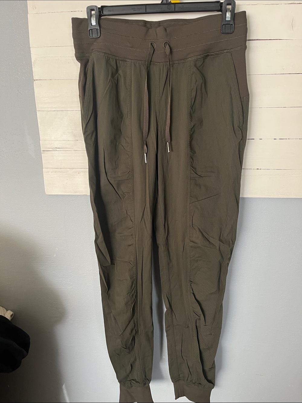 lululemon athletica Olive Green Drawstring Joggers